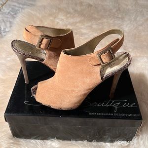 Sam Edelman Boutique B-Oscar shoe, size 7.5. Tan suede with snake skin. Used